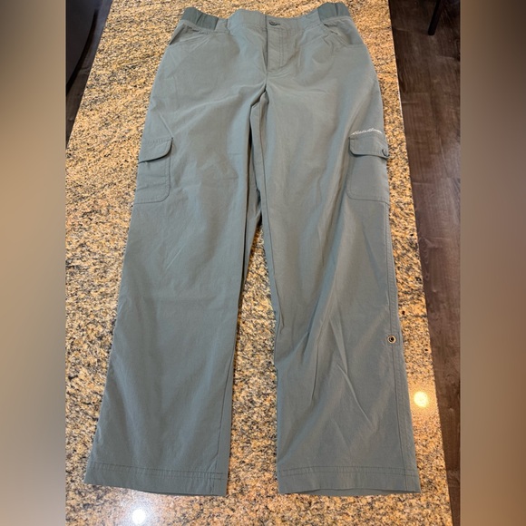 Eddie Bauer Pants - Eddie Bauer Women’s green hiking pants size medium